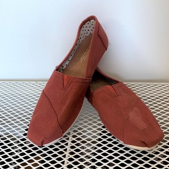 Brand New Toms - Picture 2 of 3
